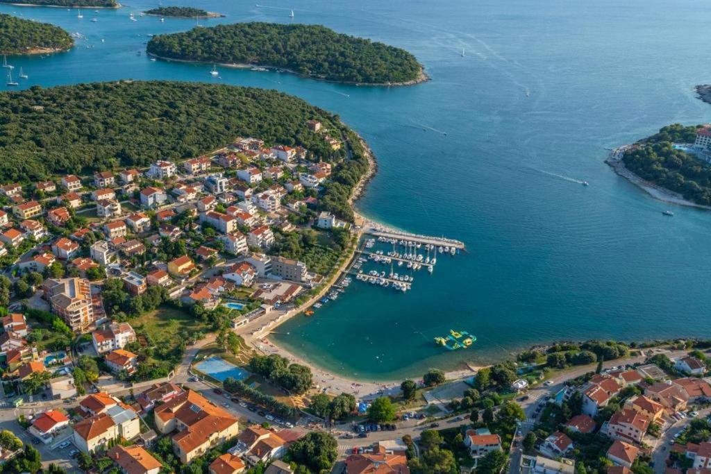 Sea Star Apartments Pjescana Uvala Exteriér fotografie